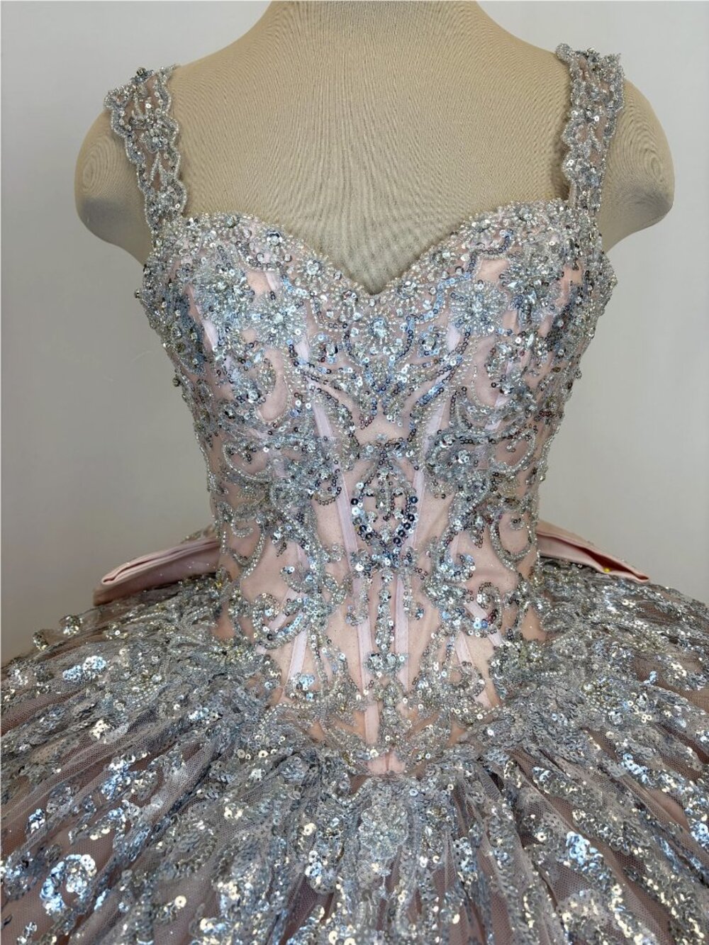 Mori Lee 89401 Silver Rose Ball Gown Size 2 – Quince Prom Pageant Formal Dress